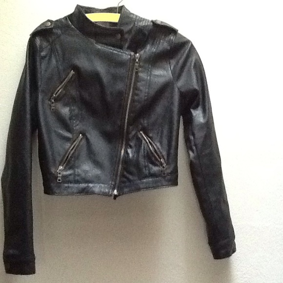 Forever 21 Jackets & Blazers - Forever 21 Black Faux Leather Moto Jacket SzS/P